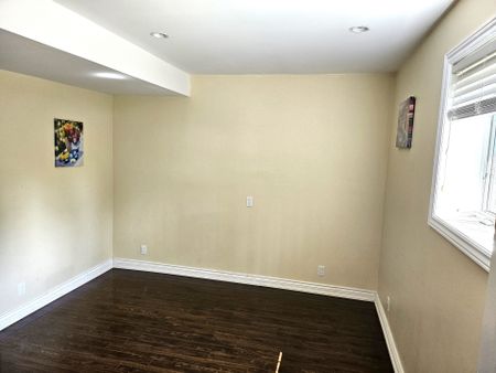 For Lease - 33 Valmont Avenue Unit# Bsmt, Richmond Hill, Ontario - Photo 2