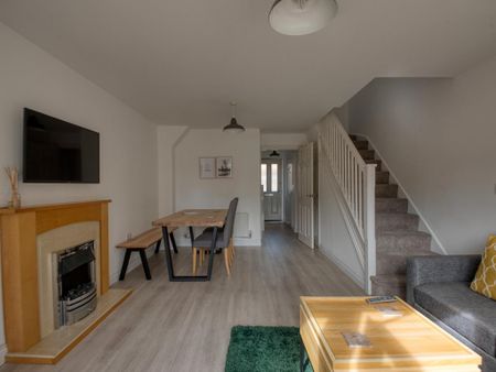 2 bedroom terraced house to rent - Photo 3