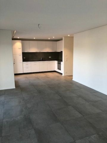 Modern 3.5-room apartment Au Milavy in Avenches - Photo 3