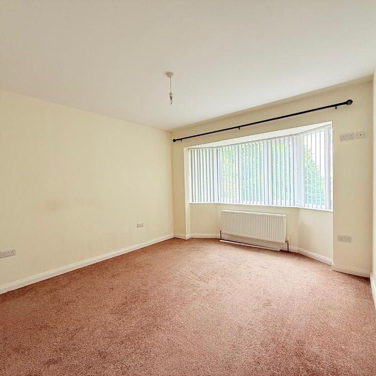 11 Old Galgorm Road, Ballymena, BT42 1AL - Photo 1