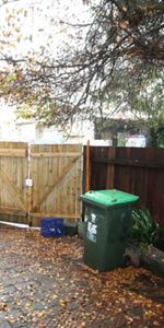STUDIO APARTMENT IN SOUGHT AFTER LOCATION - Photo 4