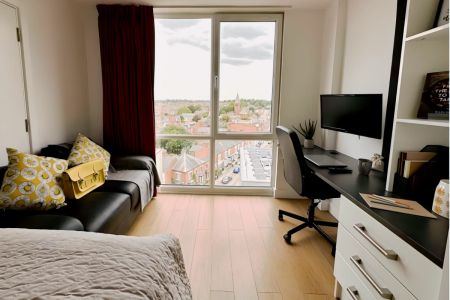 Silver City Studio - Floors 7-8 - Photo 4