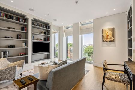 4 bedroom flat to rent - Photo 2