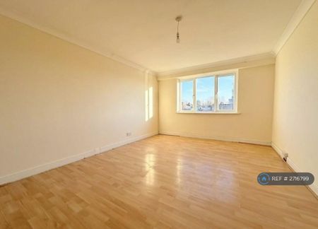 2 bedroom maisonette to rent - Photo 2