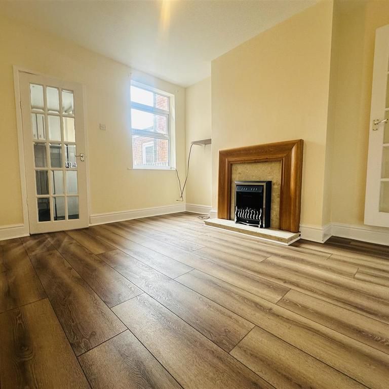 2 bedroom house to rent - Photo 1