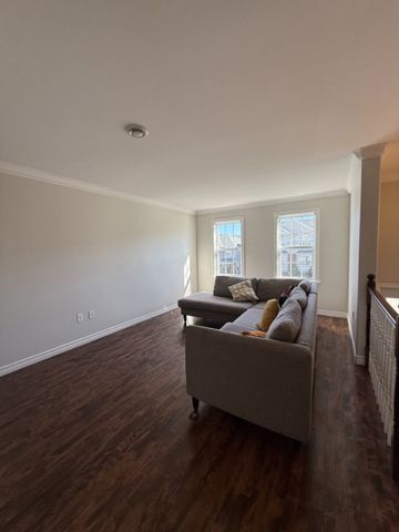 Outrigger Crescent, Halifax 25-128 - Photo 2