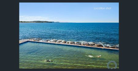 Beautifully Renovated Family Home in Prime Collaroy Plateau Location - Photo 3