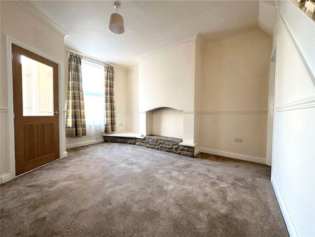 2 bedroom terraced house to rent - Photo 2