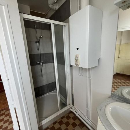 Location Appartement 1 pièce 27m² ROUEN 76100 - Photo 3