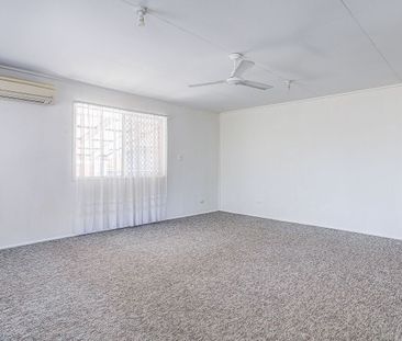 4 Bedroom family home - Photo 4