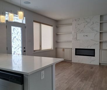 For Lease - 1873 Haiku Street, Barrhaven, Ontario - Photo 1