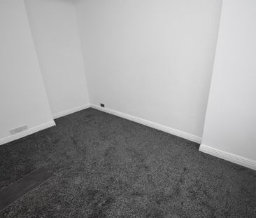 4 bedroom terraced house to rent - Photo 6