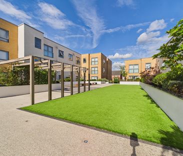 1 bedroom Flat in Drake Way, Reading - Photo 6