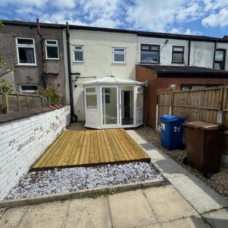 2 Bedroom Terraced House - Photo 1