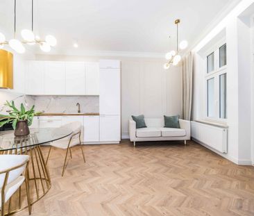 Jak nowe urządzone kamienica balkon Wilda - Фото 3