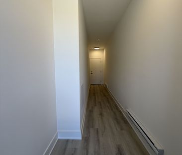 For Lease - 260 Ellis Avenue, St. Catharines, Ontario - Photo 6