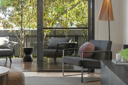 CONTEMPORARY LIFESTYLE ON THE BEACH EDGE! - Photo 3