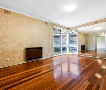 7 Raphael Court, Scoresby - Photo 3