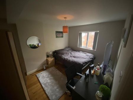 5 bedroom private hall to rent - Photo 5