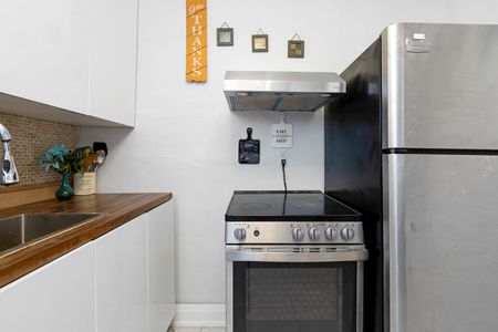 For Lease - 1259 Davenport Road Unit# Room, Toronto, Ontario - Photo 5