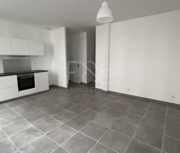 T3 rénové de 61 m² - rue Villon Lyon 8ème - Photo 3