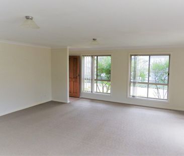 Bright and Spacious 2 Bedroom Unit - Photo 2