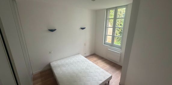 Location Appartement 2 pièces 48m² GRAMAT 46500 - Photo 2