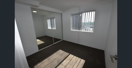 Delightful Two Bedroom Apartment Saught-After Location - Photo 5