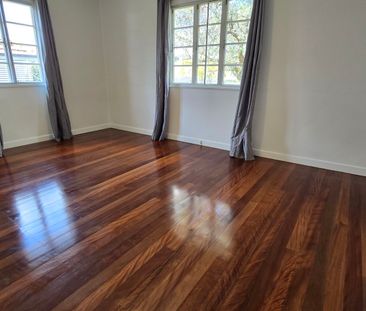 Light, Bright & Convenient Oxley Living - Photo 4