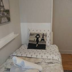 Cozy studio with privet enter,furnished. Yonge Steeles - Photo 2