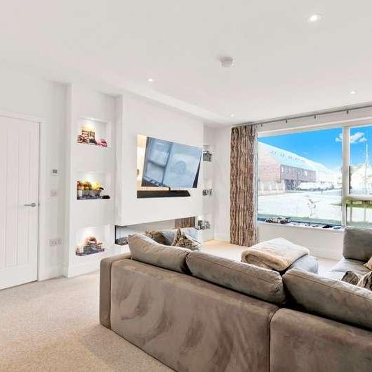 Severells Drive, Siddington, Cirencester, Gloucestershire, GL7 - Photo 1