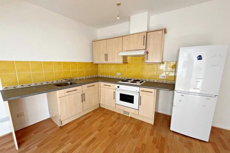 1 bedroom flat to rent - Photo 3