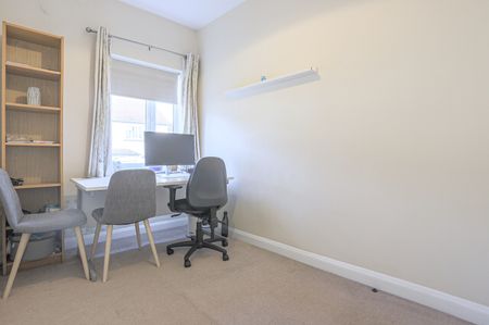 2 Bed Flat, Manor Grove, LS7 - Photo 4