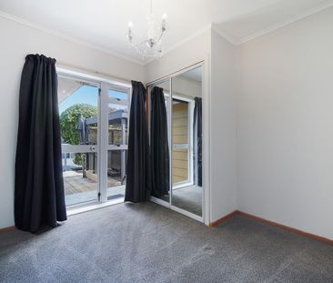 Stunning Family Home in Buckland Beach - Photo 4