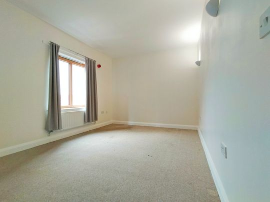 2 bedroom apartment to let - Photo 1