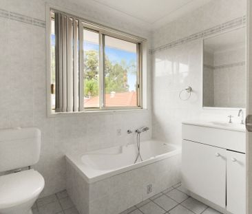 4 Bedroom Duplex in Pime Location - Photo 4