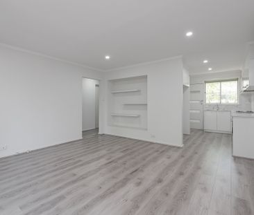 3/27 Grenfell Road, Mount Waverley - Photo 2