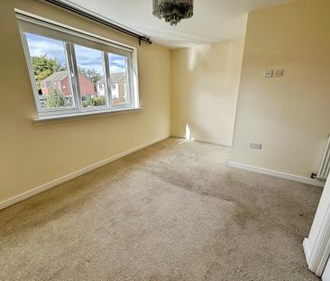 4 bedroom detached house to rent - Photo 6