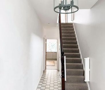 6 bedroom detached house to rent - Photo 4