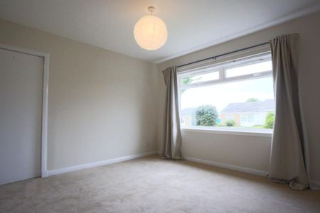2 bedroom semi-detached house to rent - Photo 3