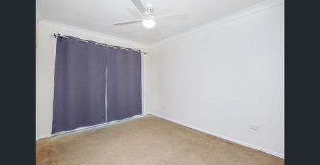 3 Bedroom in Ashmore, new floors, new appliance,new kitchen - Photo 3