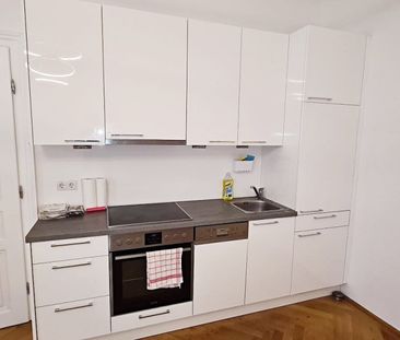 AUGARTEN-NÄHE, 48 m2 Altbau, Wohnküche, 1 Zimmer, Wannenbad, Parket... - Photo 1