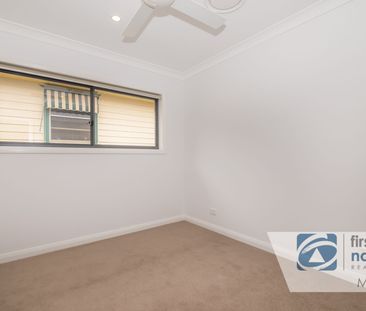 Stunning CBD Home - Photo 2