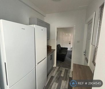 6 bedroom terraced house to rent - Photo 6