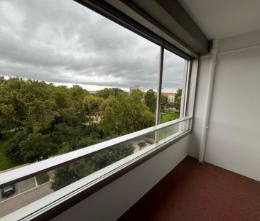 A LOUER - APPARTEMENT T3 - ROANNE CENTRE VILLE - Photo 4