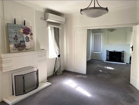 1/337 Dandenong Road ARMADALE - Photo 2