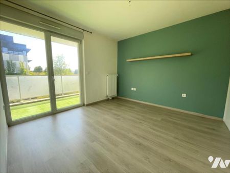 2 pièces- Rue Louis Victor de Broglie - BEZANNES - Photo 2