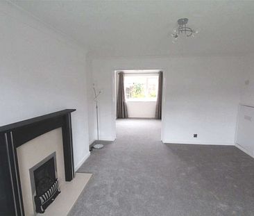 Unfurnished Three Bedroom Semi-Detached House in Royton with a good-sized driveway to the front of the property, a large rear garden and ample storage throughout. - Photo 2
