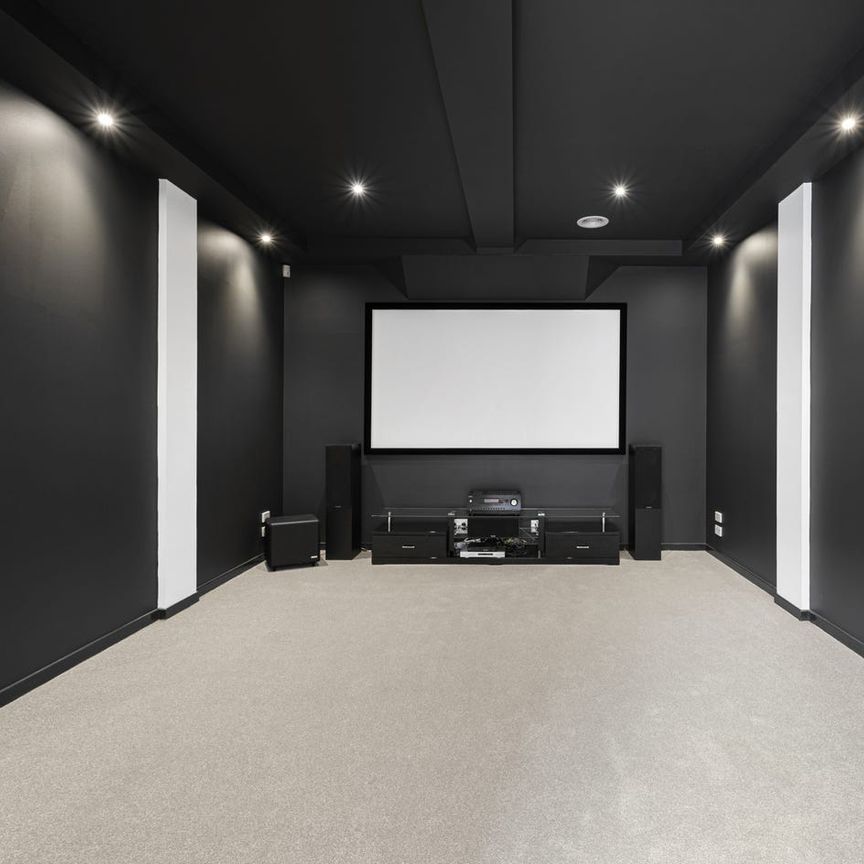 Desirable Living With Amazing Theatre Room! - Photo 1