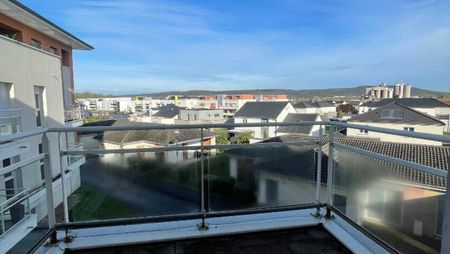 LOCATION AMNEVILLE RESIDENCE SENIOR F2 BALCON ET PARKING - Photo 5